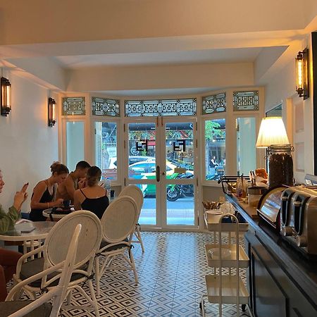 Forgotten Hostel Silom Bangkok Ngoại thất bức ảnh