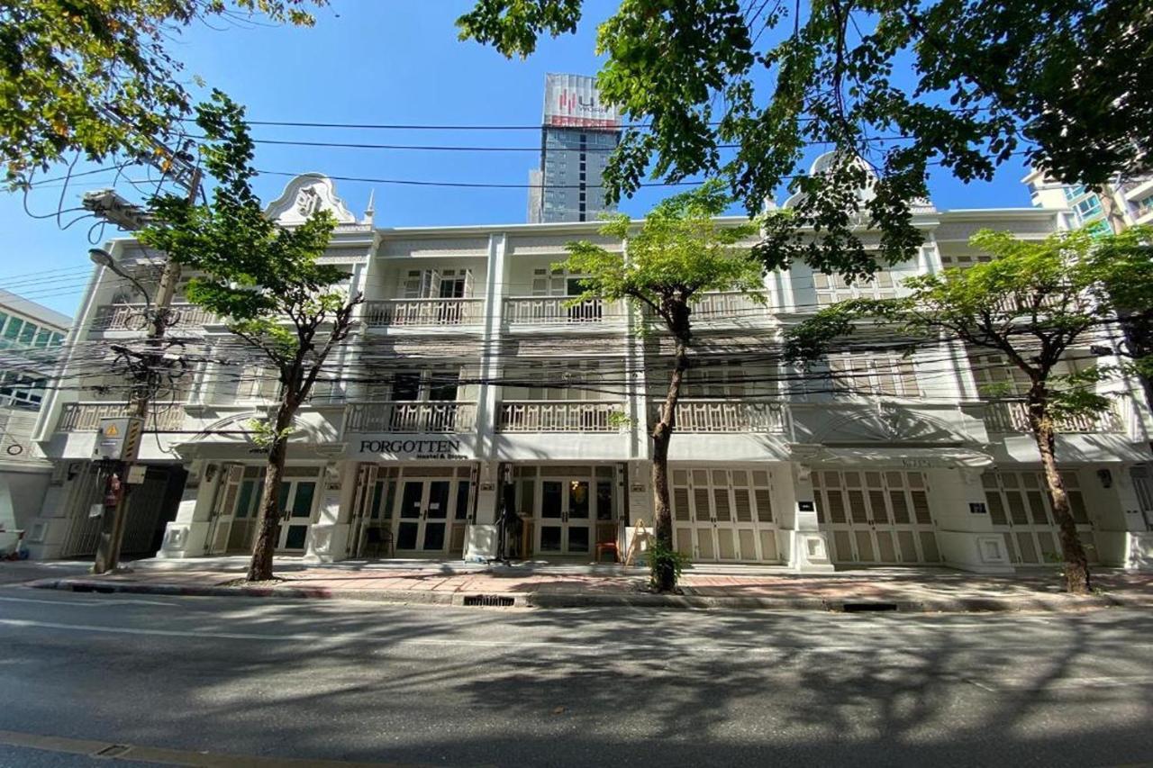 Forgotten Hostel Silom Bangkok Ngoại thất bức ảnh