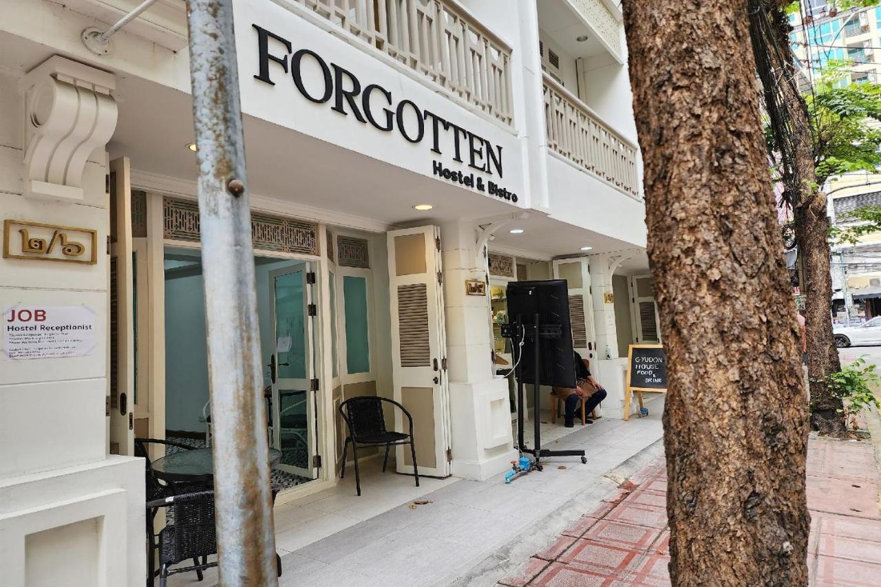 Forgotten Hostel Silom Bangkok Ngoại thất bức ảnh