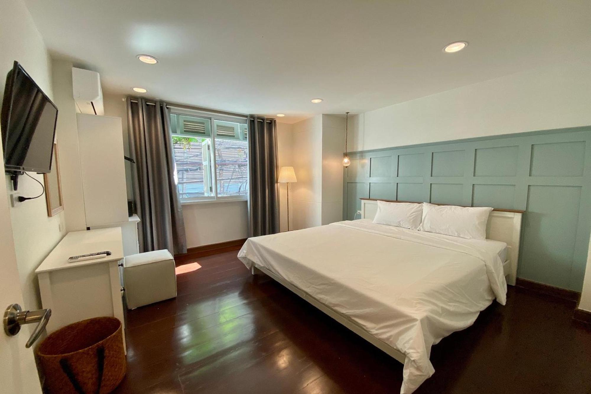 Forgotten Hostel Silom Bangkok Ngoại thất bức ảnh